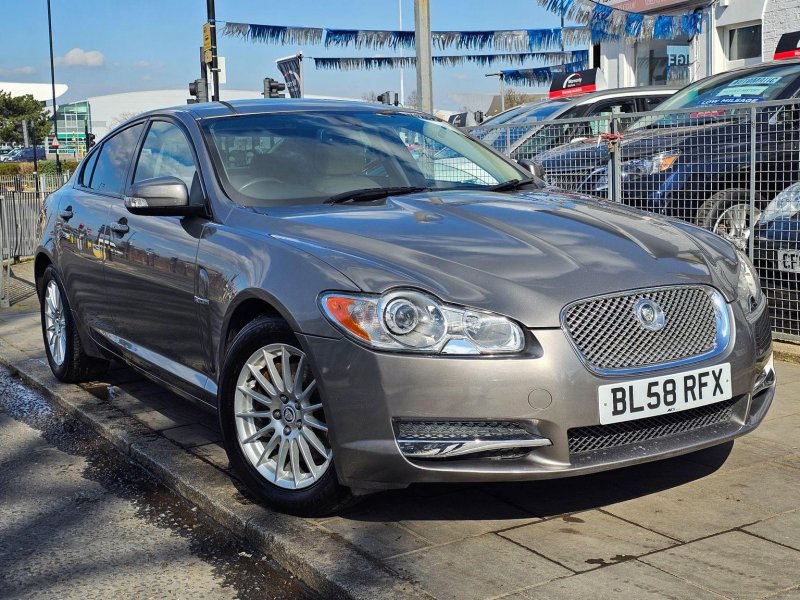 JAGUAR XF