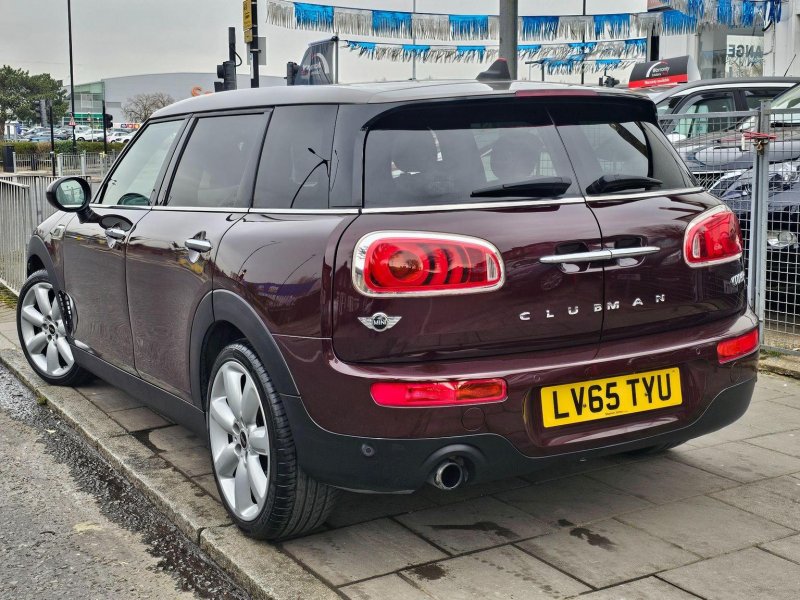 MINI CLUBMAN