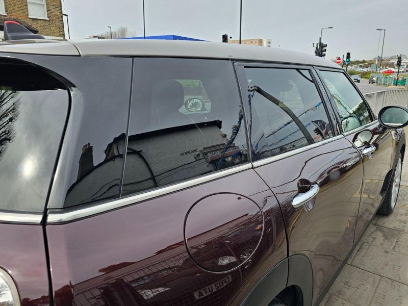 MINI CLUBMAN