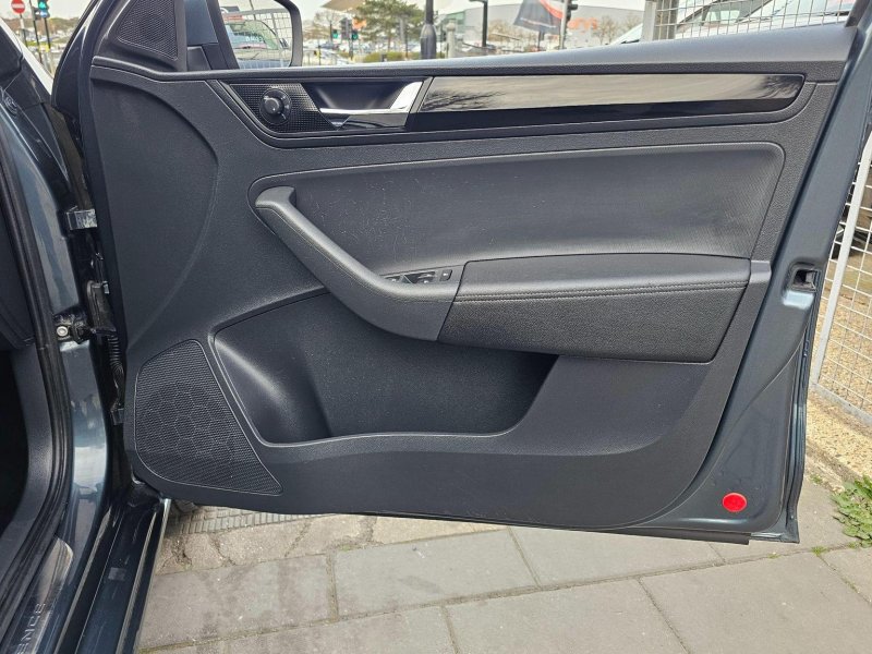 SEAT TOLEDO