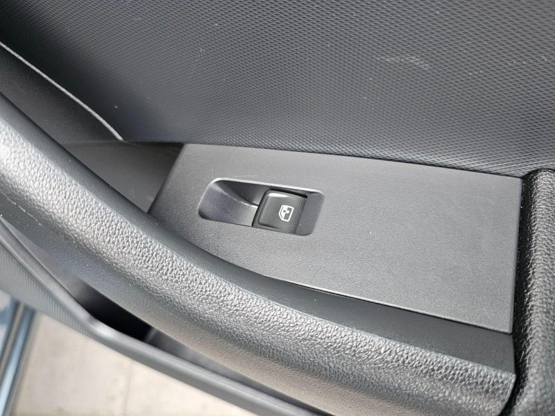SEAT TOLEDO