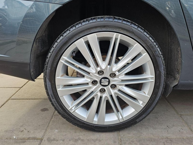 SEAT TOLEDO
