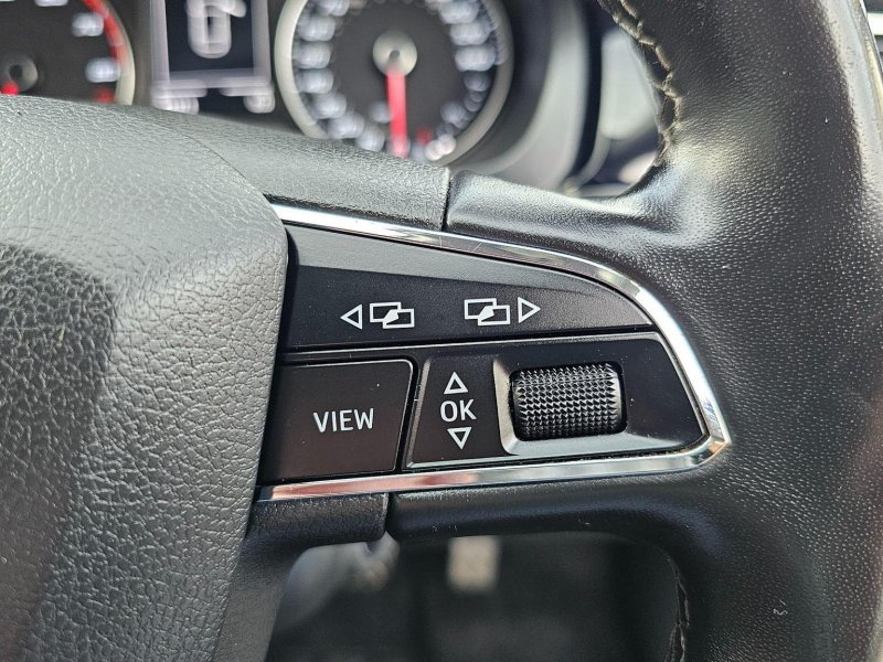 SEAT TOLEDO