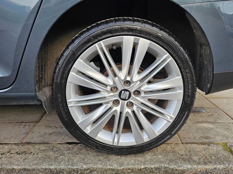 SEAT TOLEDO