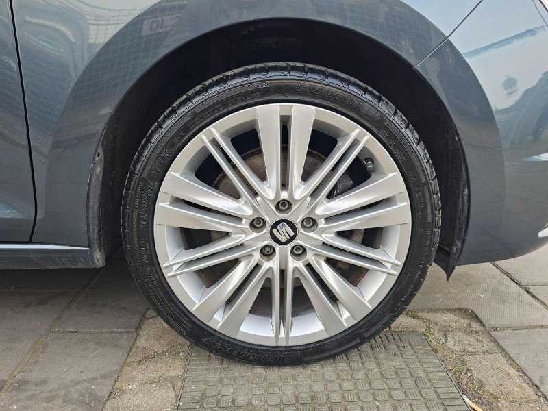 SEAT TOLEDO