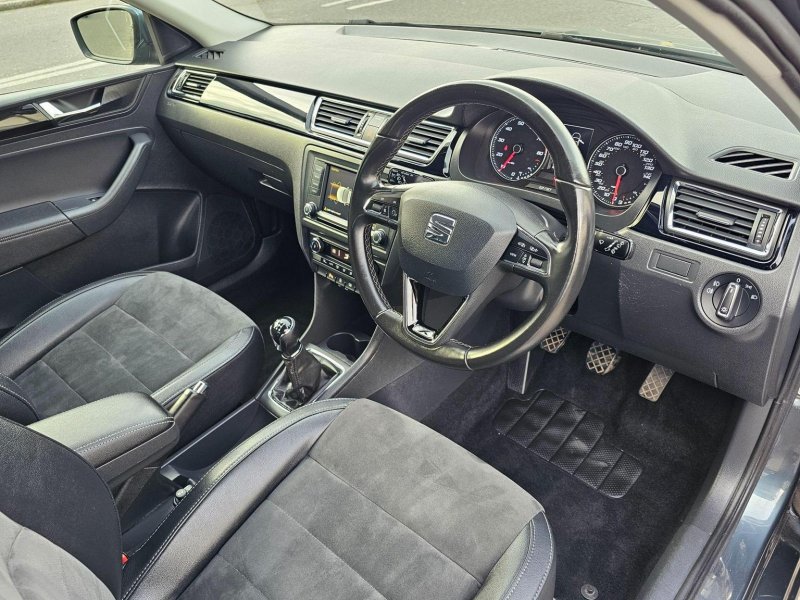 SEAT TOLEDO