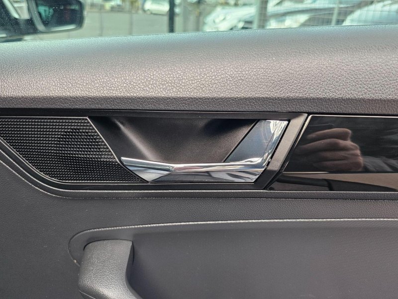 SEAT TOLEDO
