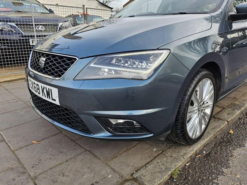 SEAT TOLEDO