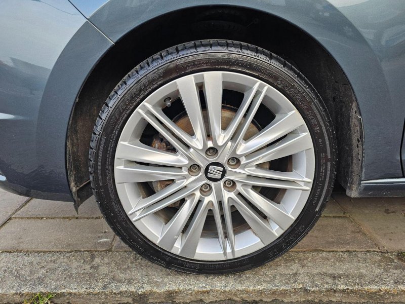 SEAT TOLEDO