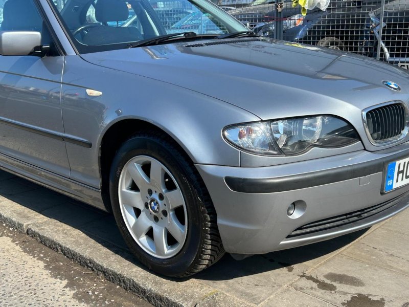 BMW 3 SERIES